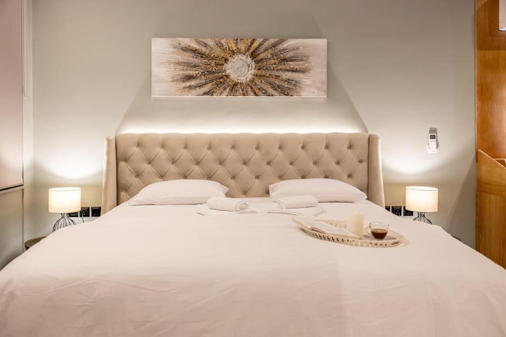 Smaragdi Luxury Jacuzzi Apartment Noho Premium Living Athens Exterior photo