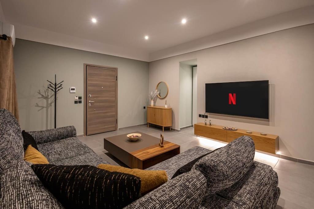 Smaragdi Luxury Jacuzzi Apartment Noho Premium Living Athens Exterior photo