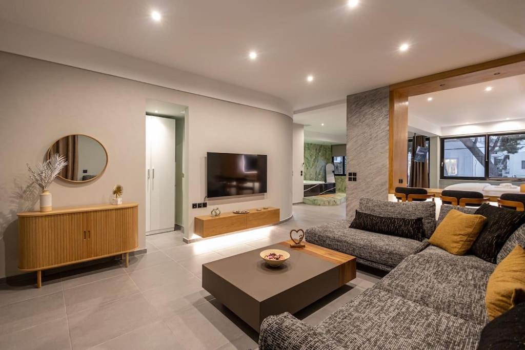 Smaragdi Luxury Jacuzzi Apartment Noho Premium Living Athens Exterior photo